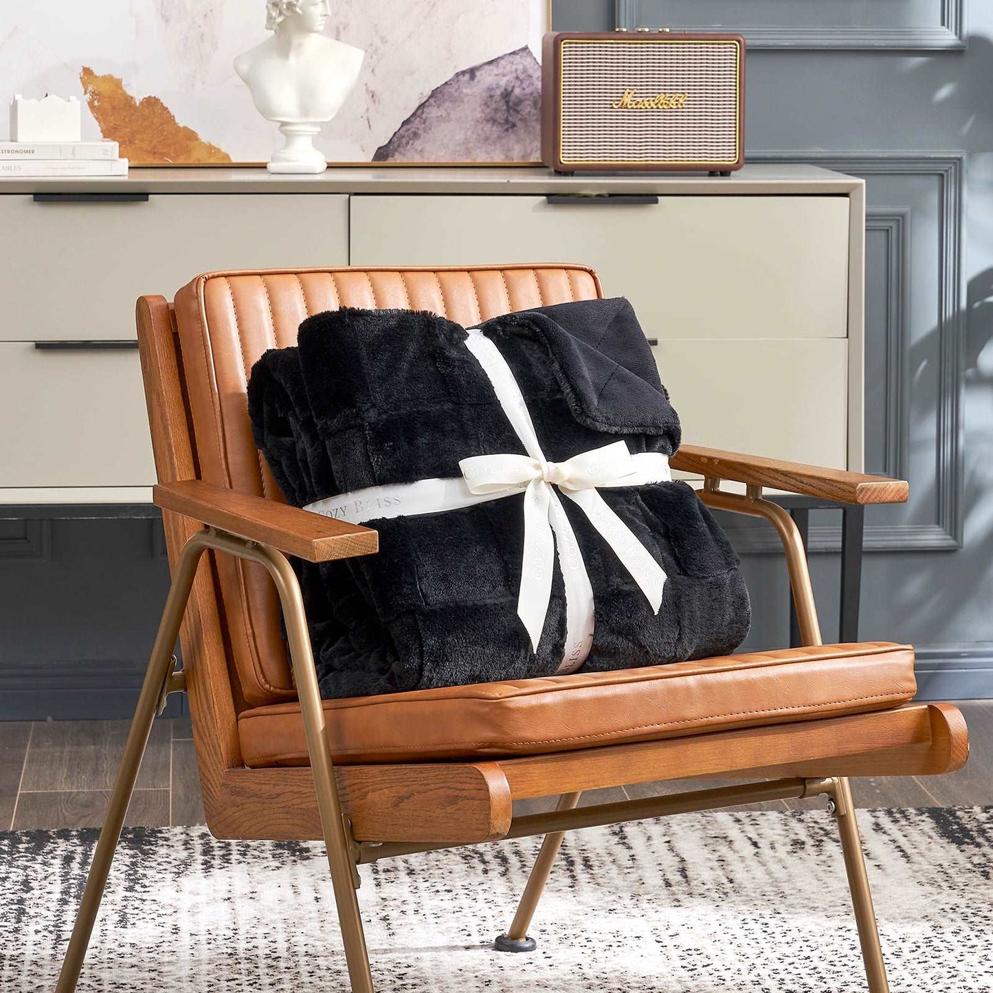 Luxuriously Soft Checkerboard Faux Fur Throw Blanket for Cozy Living