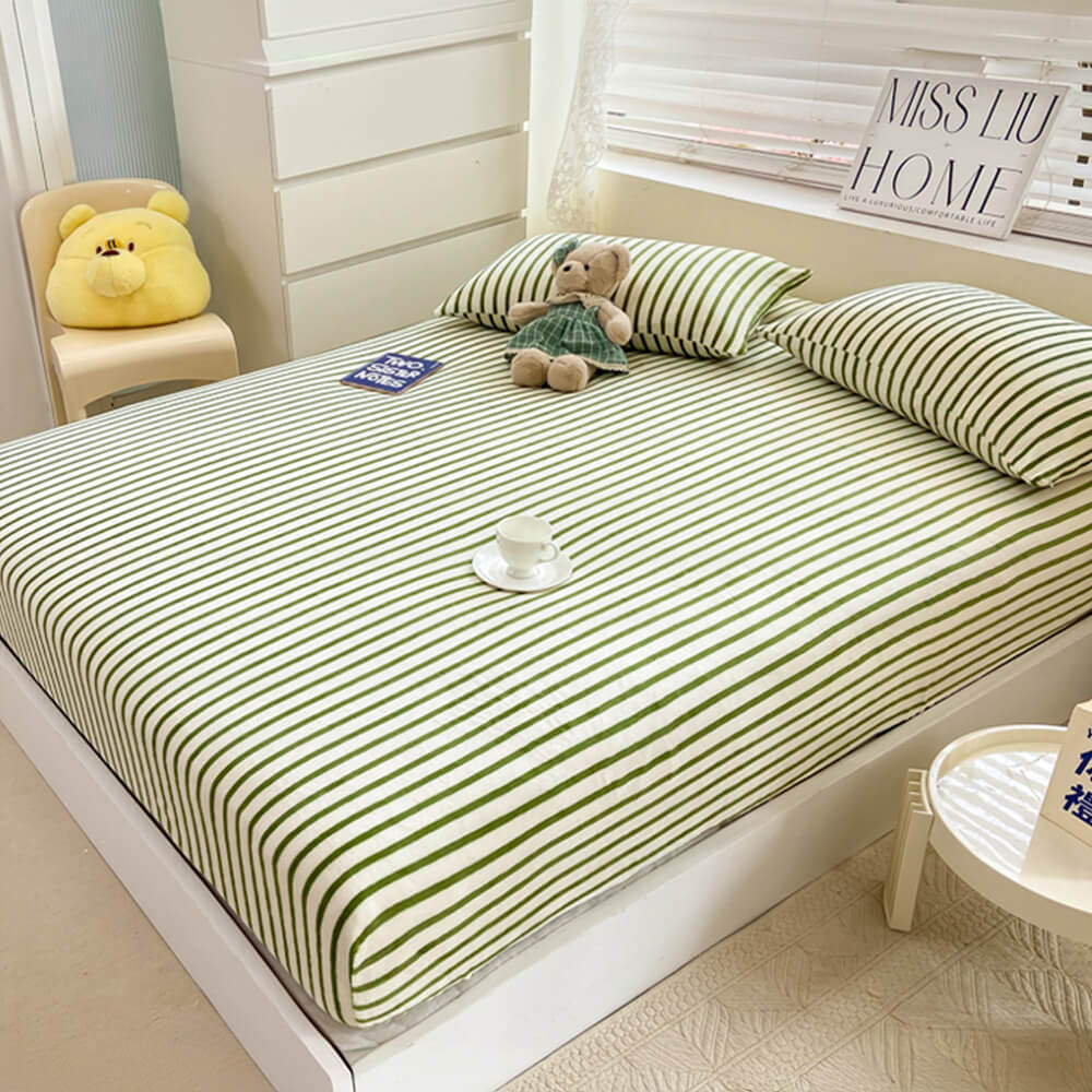 Elegant Striped Milk Velvet Non-Slip Fitted Sheet Set for Cozy Comfort