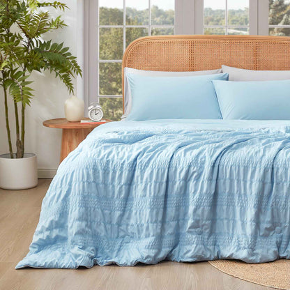 Comfortable Seersucker Cooling Comforter for Cozy Sleep