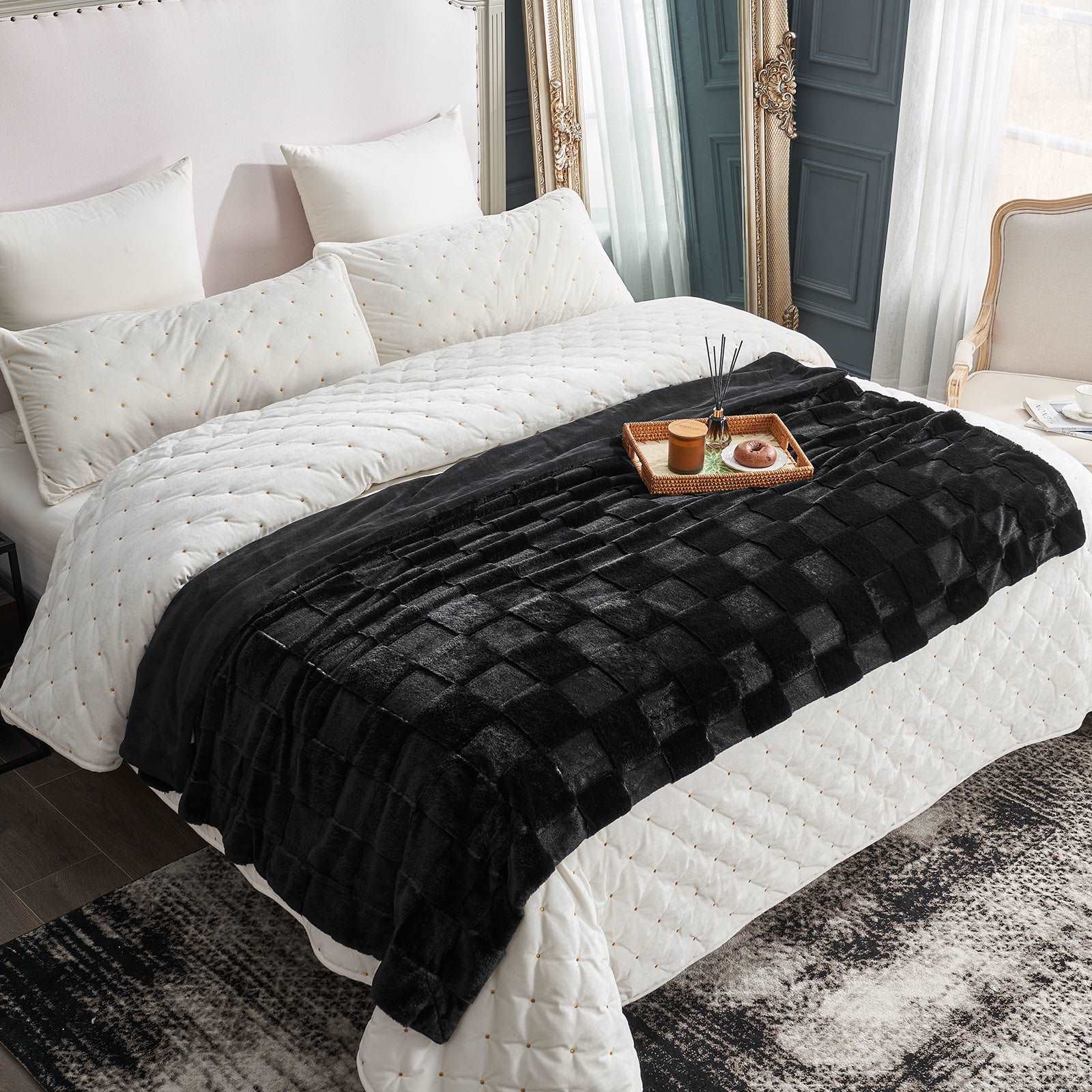 Luxuriously Soft Checkerboard Faux Fur Throw Blanket for Cozy Living