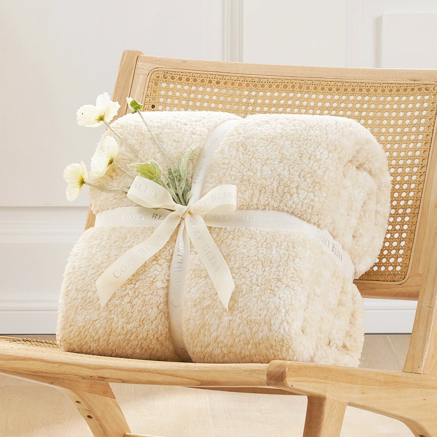 Cozy Bliss Reversible Dual-Sided Sherpa Throw Blanket