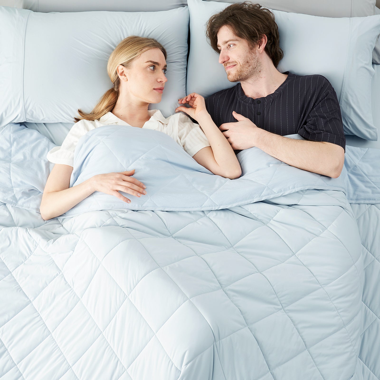 Chill Weave Square Cooling Blanket for Year-Round Comfort