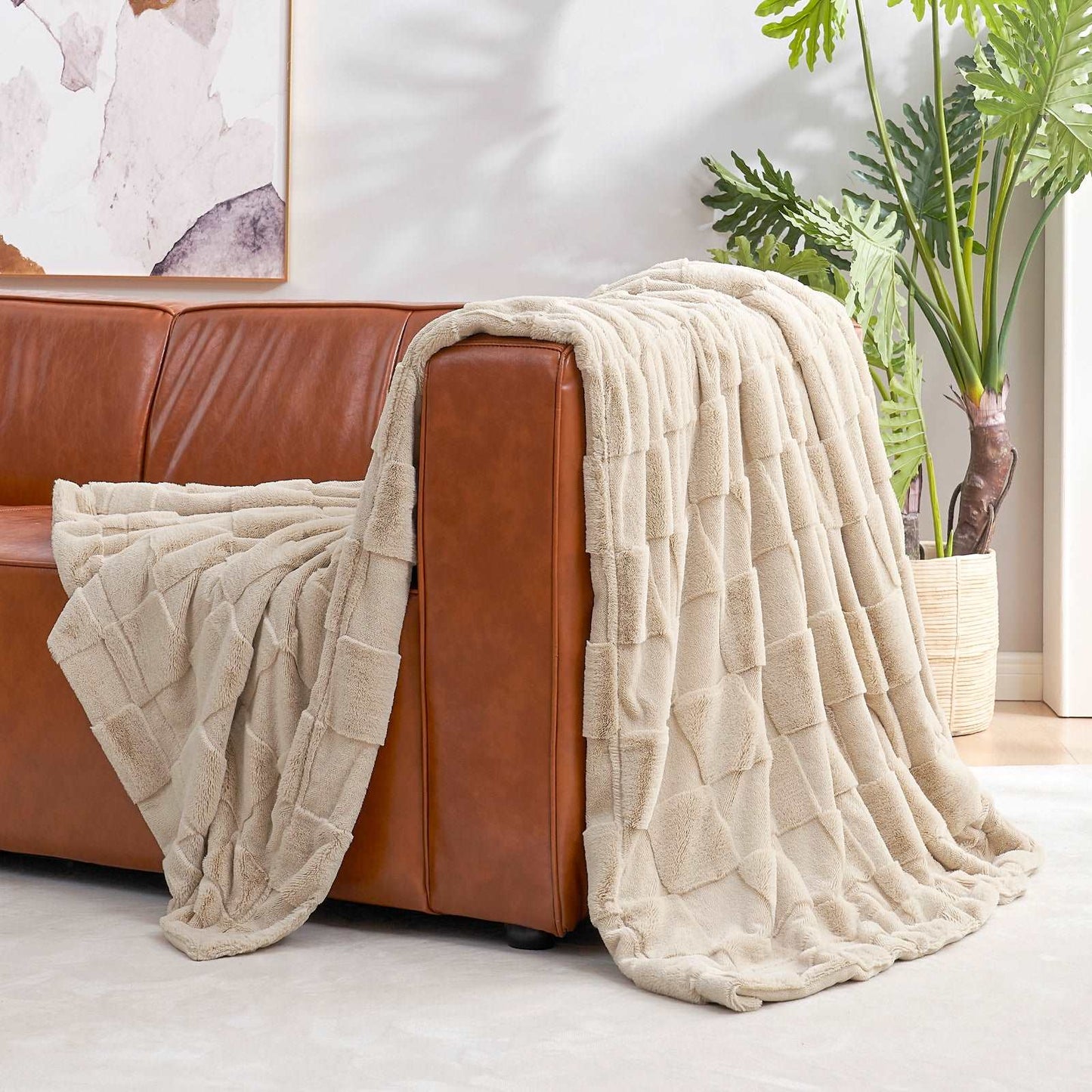 Luxuriously Soft Checkerboard Faux Fur Throw Blanket for Cozy Living