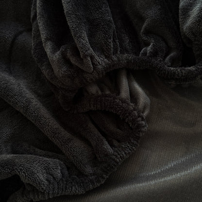 MonoFloral Milk Velvet Bedding