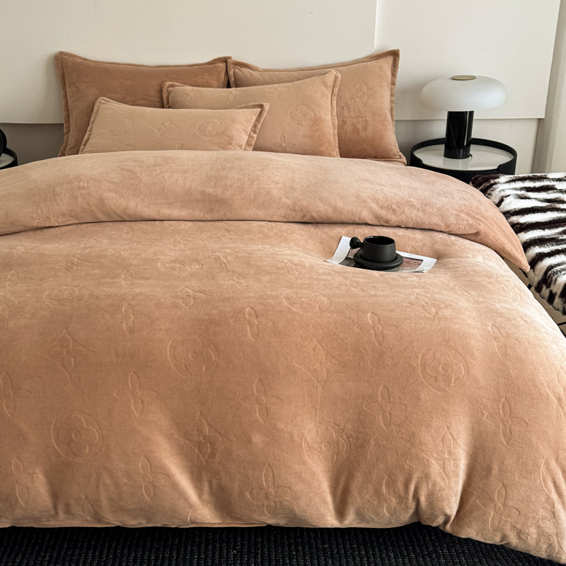 MonoFloral Milk Velvet Bedding