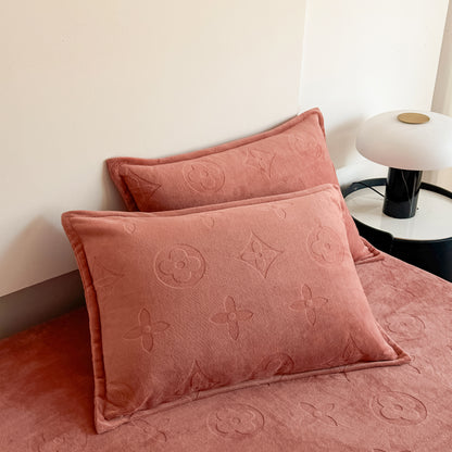 MonoFloral Milk Velvet Bedding