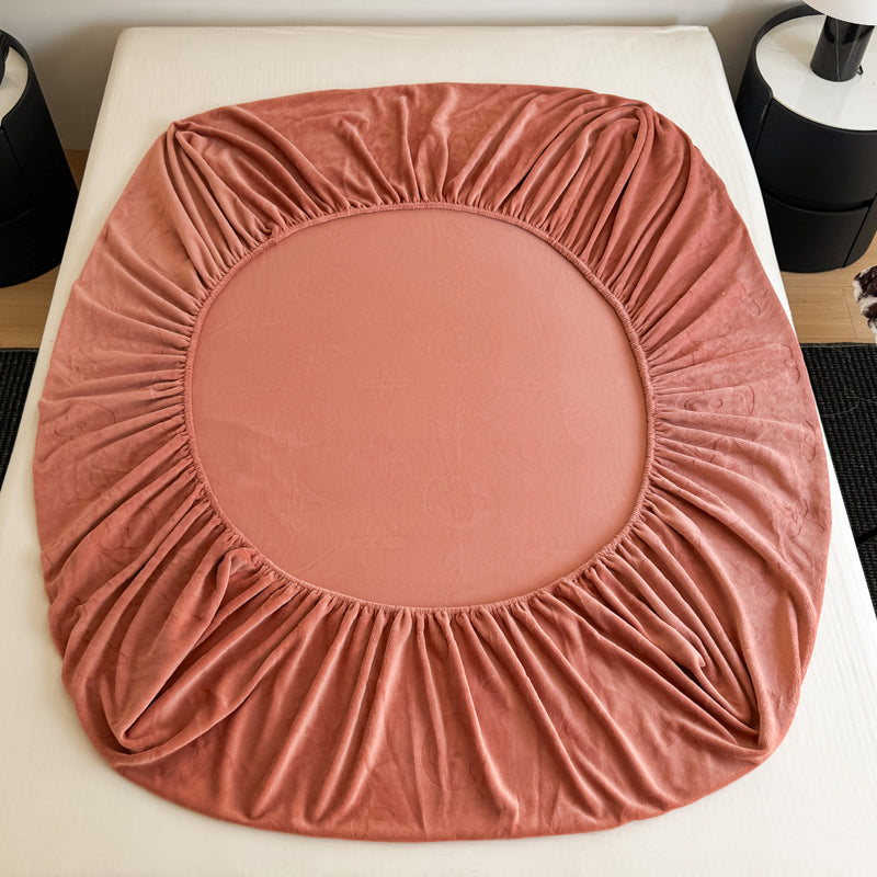 MonoFloral Milk Velvet Bedding