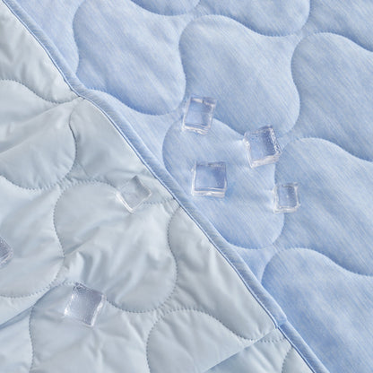 Premium Dual-Sided Cooling Blanket for All-Season Comfort
