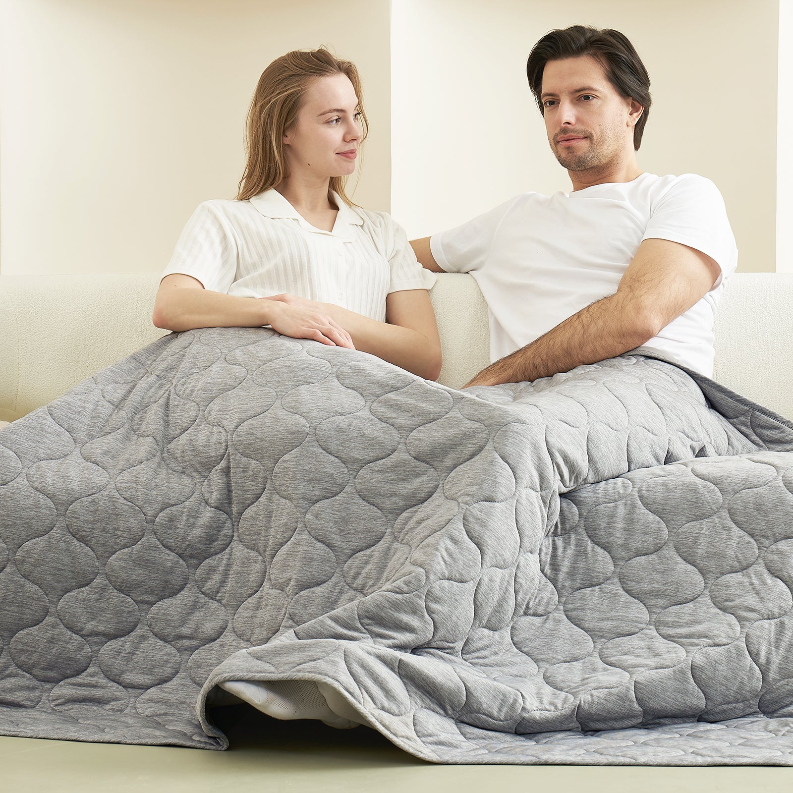 Premium Dual-Sided Cooling Blanket for All-Season Comfort