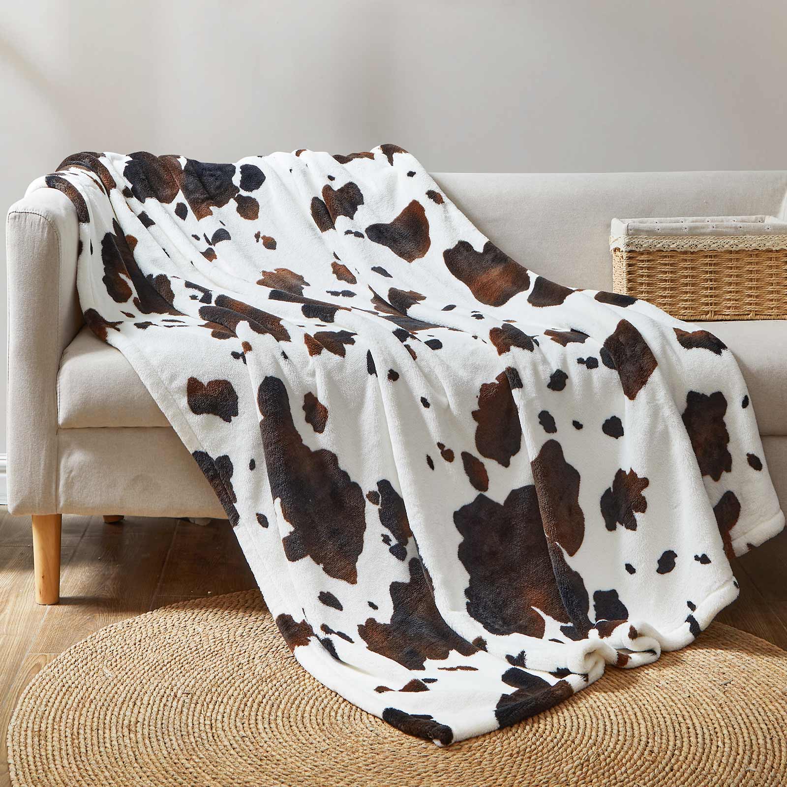 Luxurious Cow Print MilkyPlush Throw Blanket for Ultimate Comfort