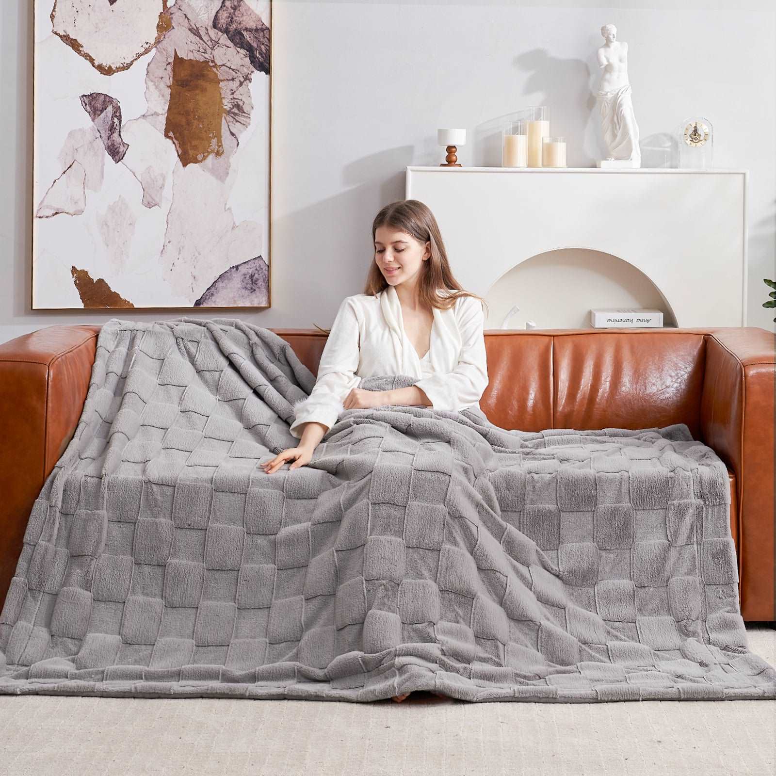 Luxuriously Soft Checkerboard Faux Fur Throw Blanket for Cozy Living