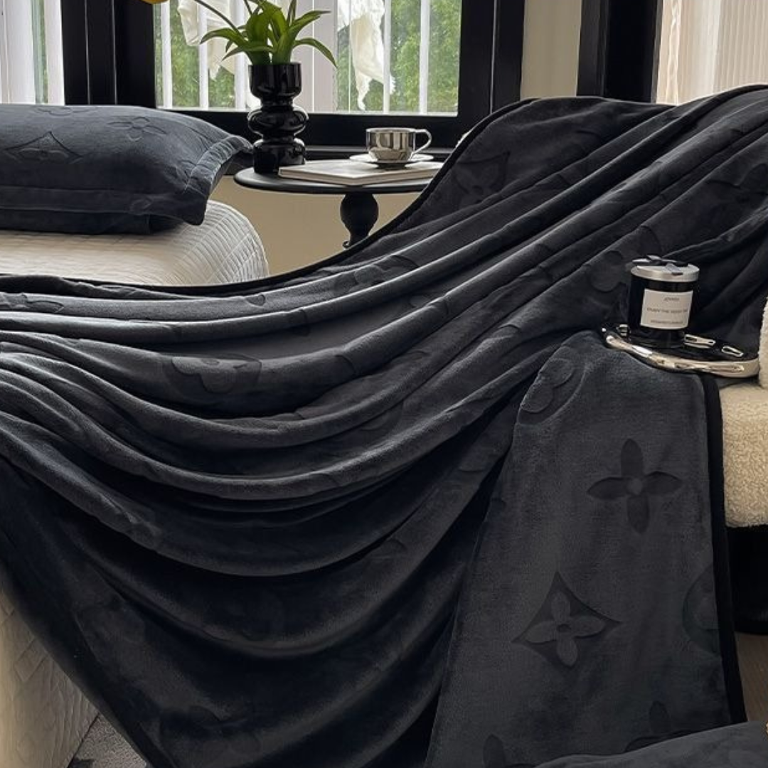 MonoFloral Milk Fleece Filled Blanket