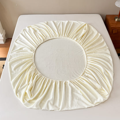 MonoFloral Milk Velvet Bedding