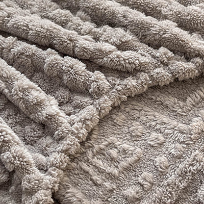 Luxurious Baroque Embossed Warm Milk Velvet Mattress Cover