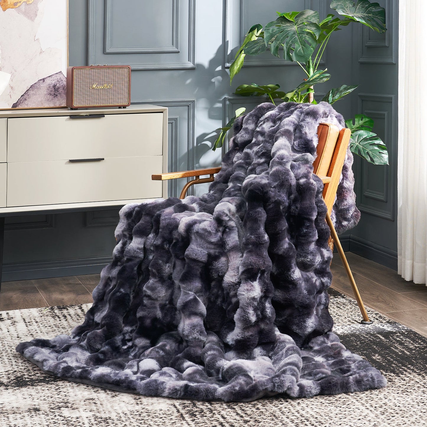 Artisan Bubble Faux Fur Throw Blanket with Unique Tie-Dye Design