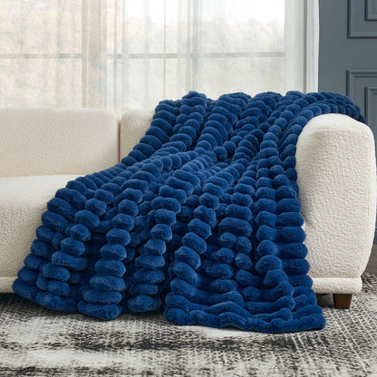 Luxurious Striped Faux Fur Throw Blanket for Cozy Comfort
