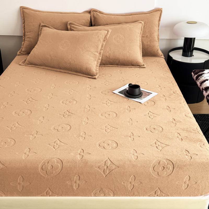 MonoFloral Milk Velvet Bedding