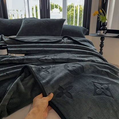 MonoFloral Milk Fleece Filled Blanket
