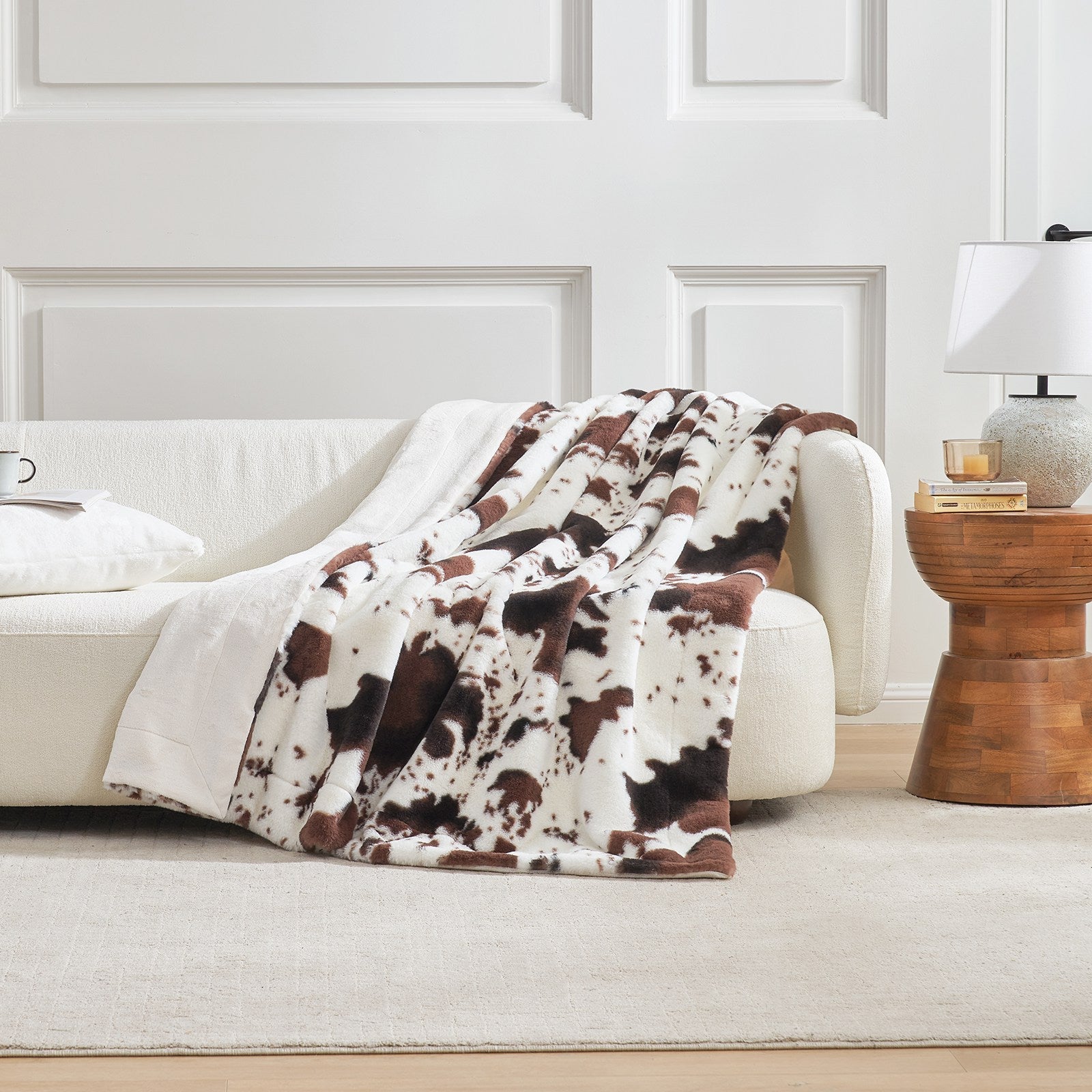 Luxurious Cow Print Faux Fur Throw Blanket for Stylish Decor