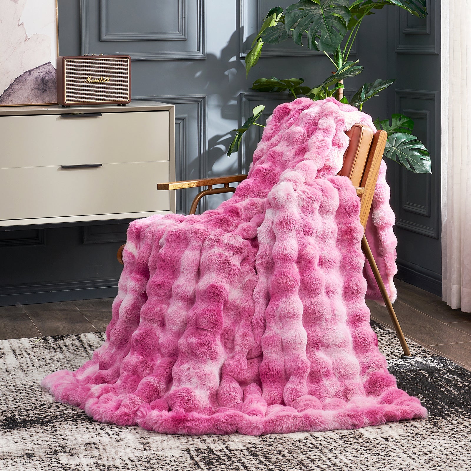 Artisan Bubble Faux Fur Throw Blanket with Unique Tie-Dye Design