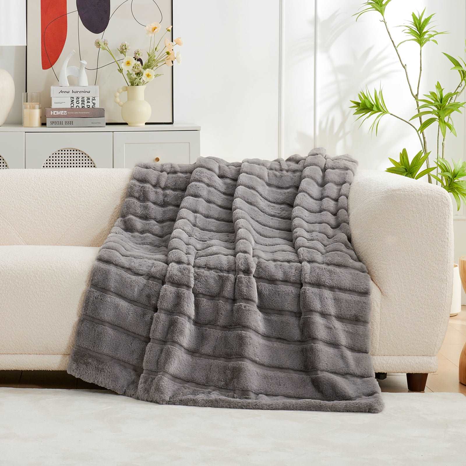 Luxurious CozyBliss Faux Fur Throw Blanket for Stylish Comfort