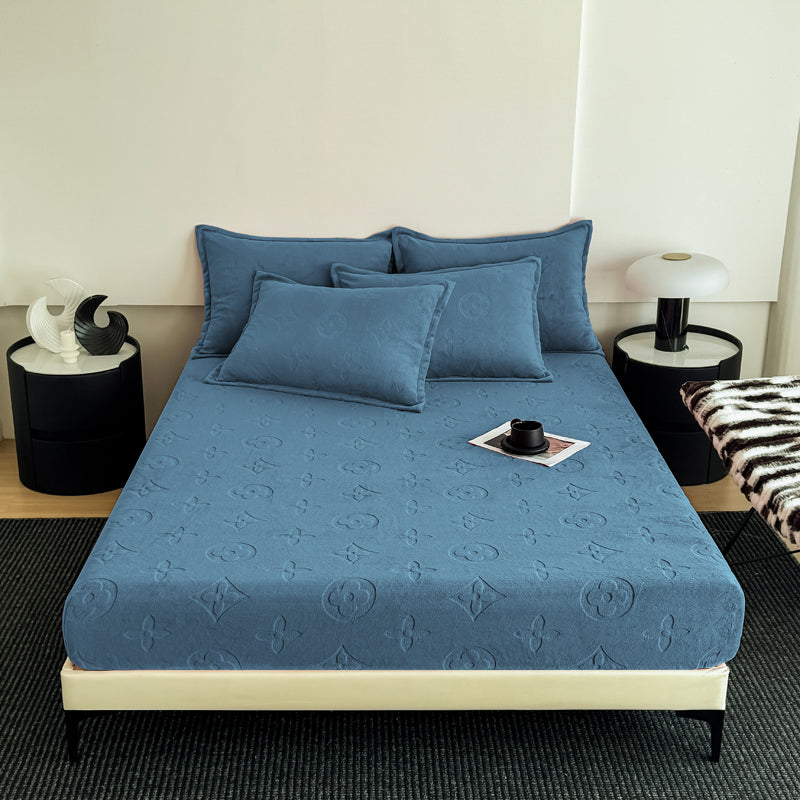 MonoFloral Milk Velvet Bedding