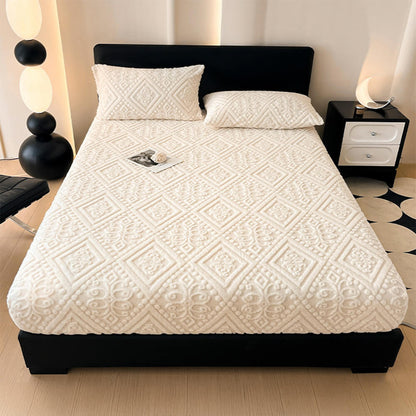 Luxurious Baroque Embossed Warm Milk Velvet Mattress Cover
