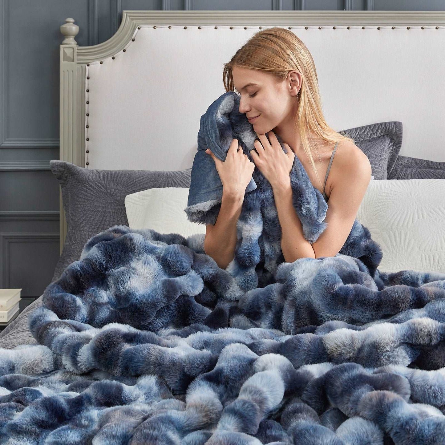 Artisan Bubble Faux Fur Throw Blanket with Unique Tie-Dye Design