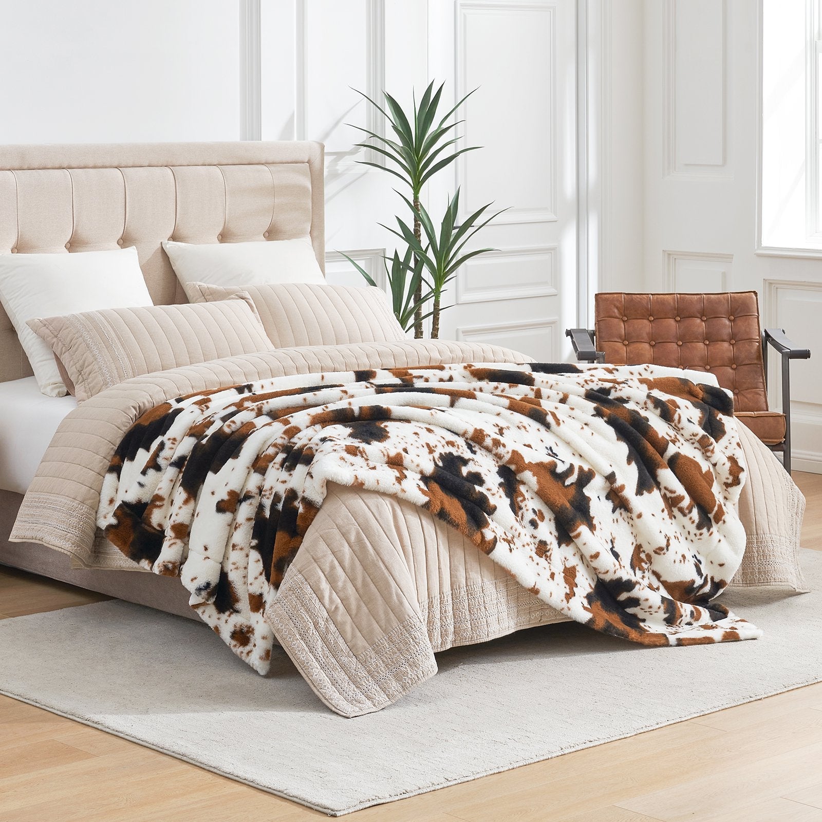 Luxurious Cow Print Faux Fur Throw Blanket for Stylish Decor