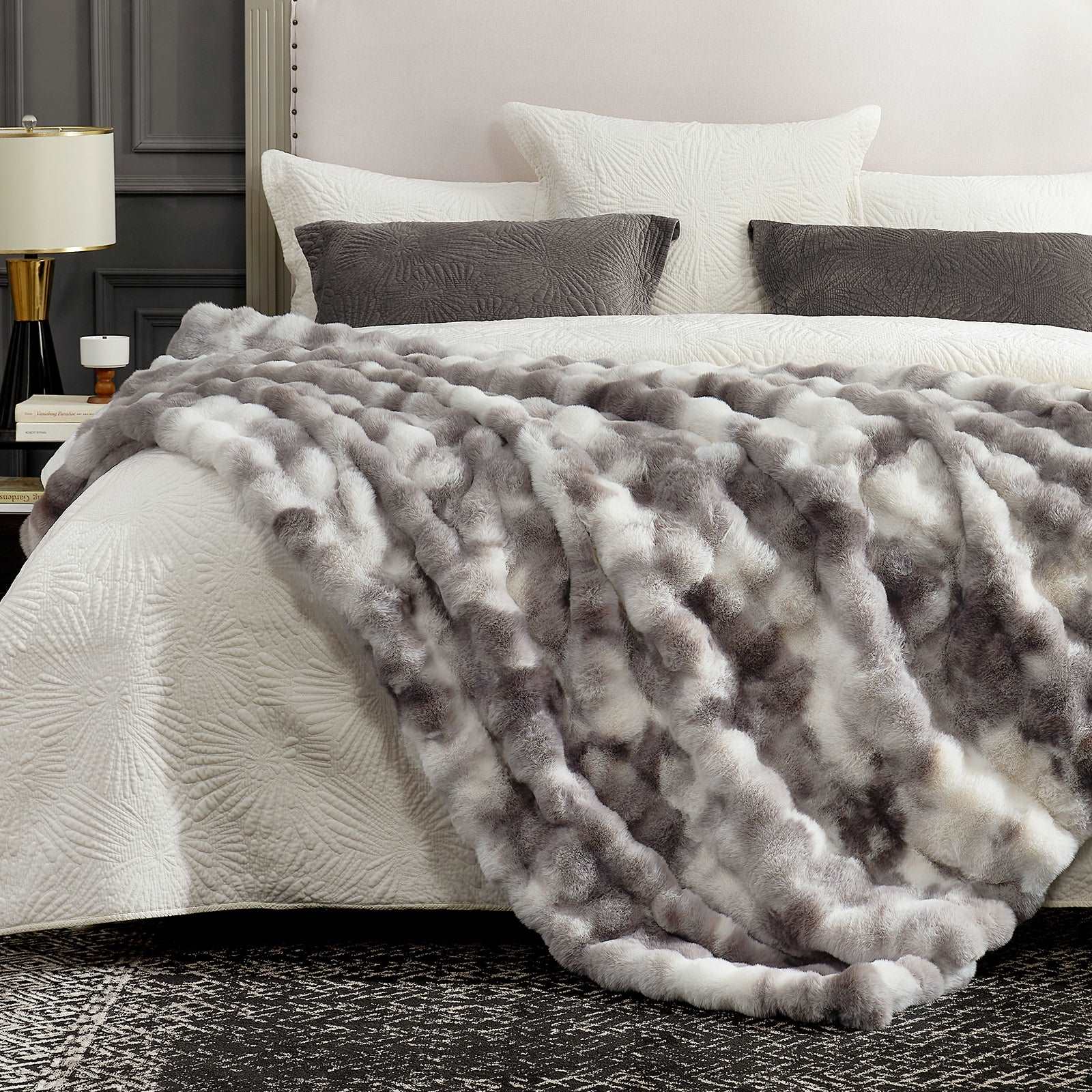 Artisan Bubble Faux Fur Throw Blanket with Unique Tie-Dye Design