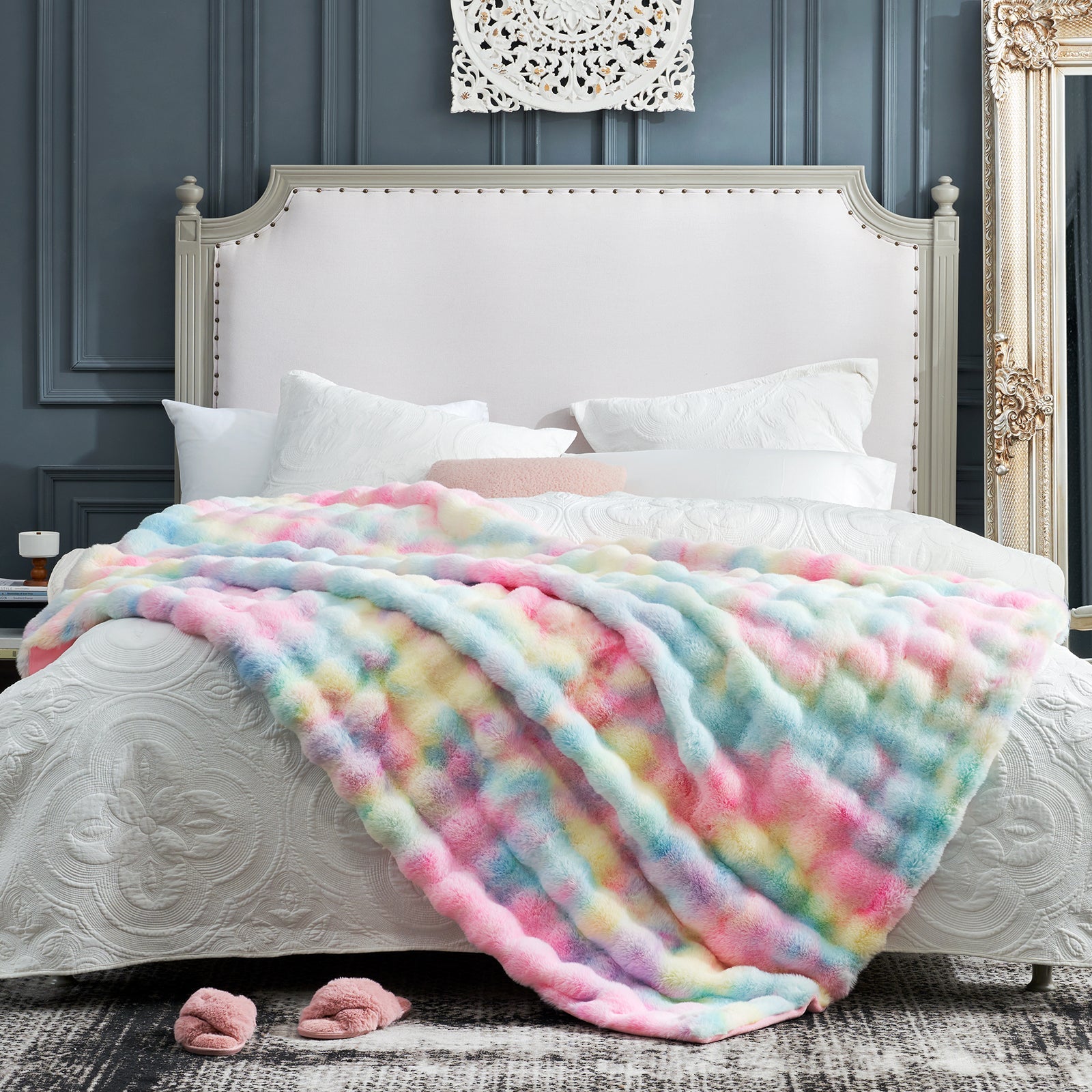Artisan Bubble Faux Fur Throw Blanket with Unique Tie-Dye Design