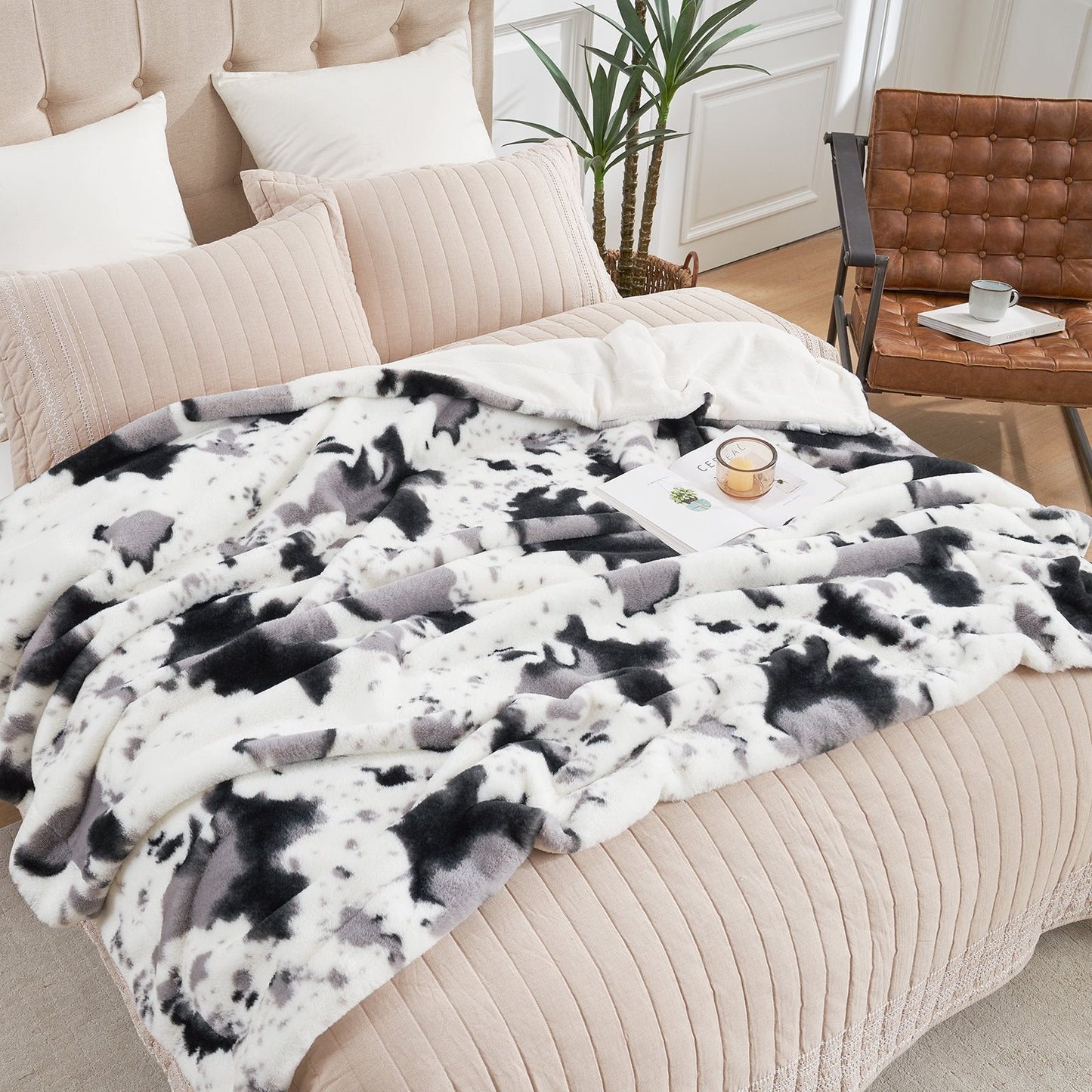 Luxurious Cow Print Faux Fur Throw Blanket for Stylish Decor