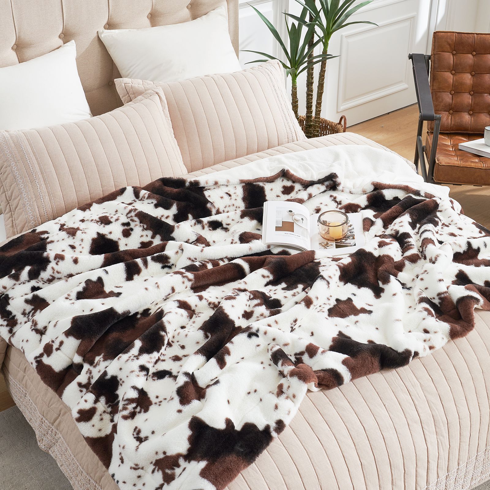 Luxurious Cow Print Faux Fur Throw Blanket for Stylish Decor