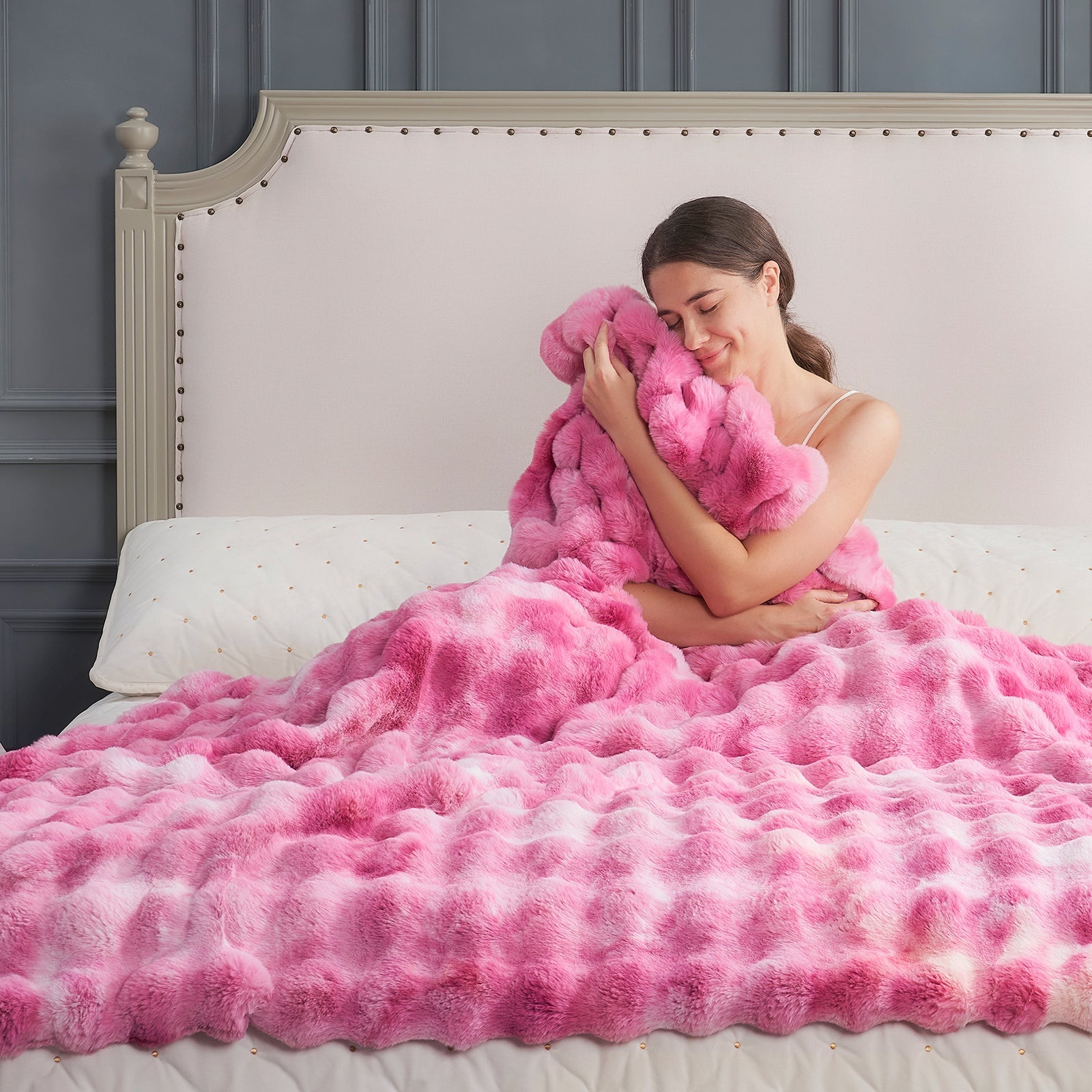 Artisan Bubble Faux Fur Throw Blanket with Unique Tie-Dye Design