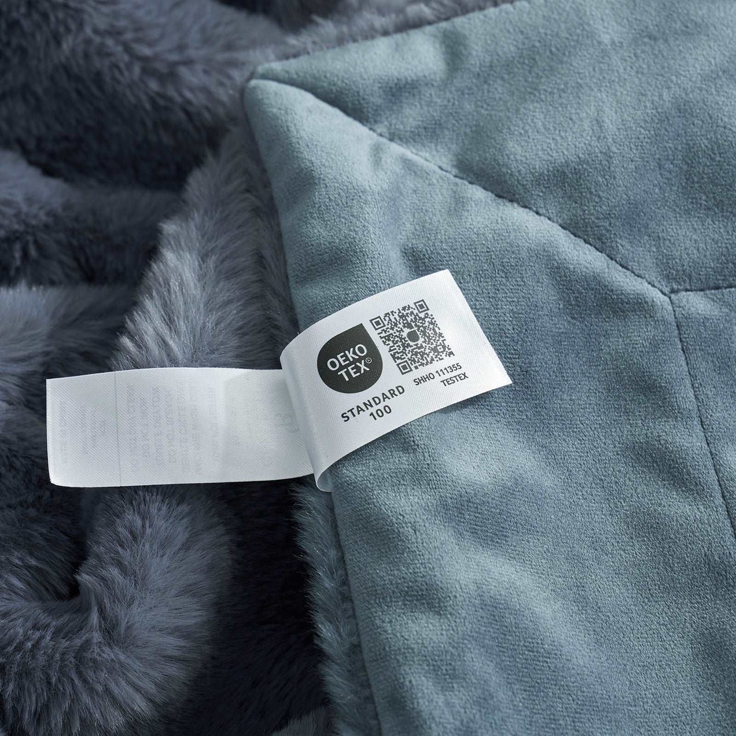Luxurious CozyBliss Faux Fur Throw Blanket for Stylish Comfort
