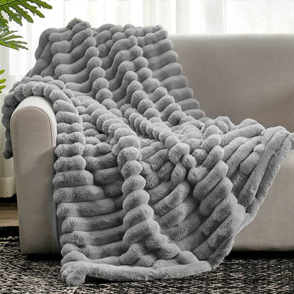 Luxurious Striped Faux Fur Throw Blanket for Cozy Comfort