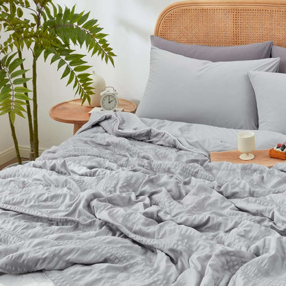 Comfortable Seersucker Cooling Comforter for Cozy Sleep