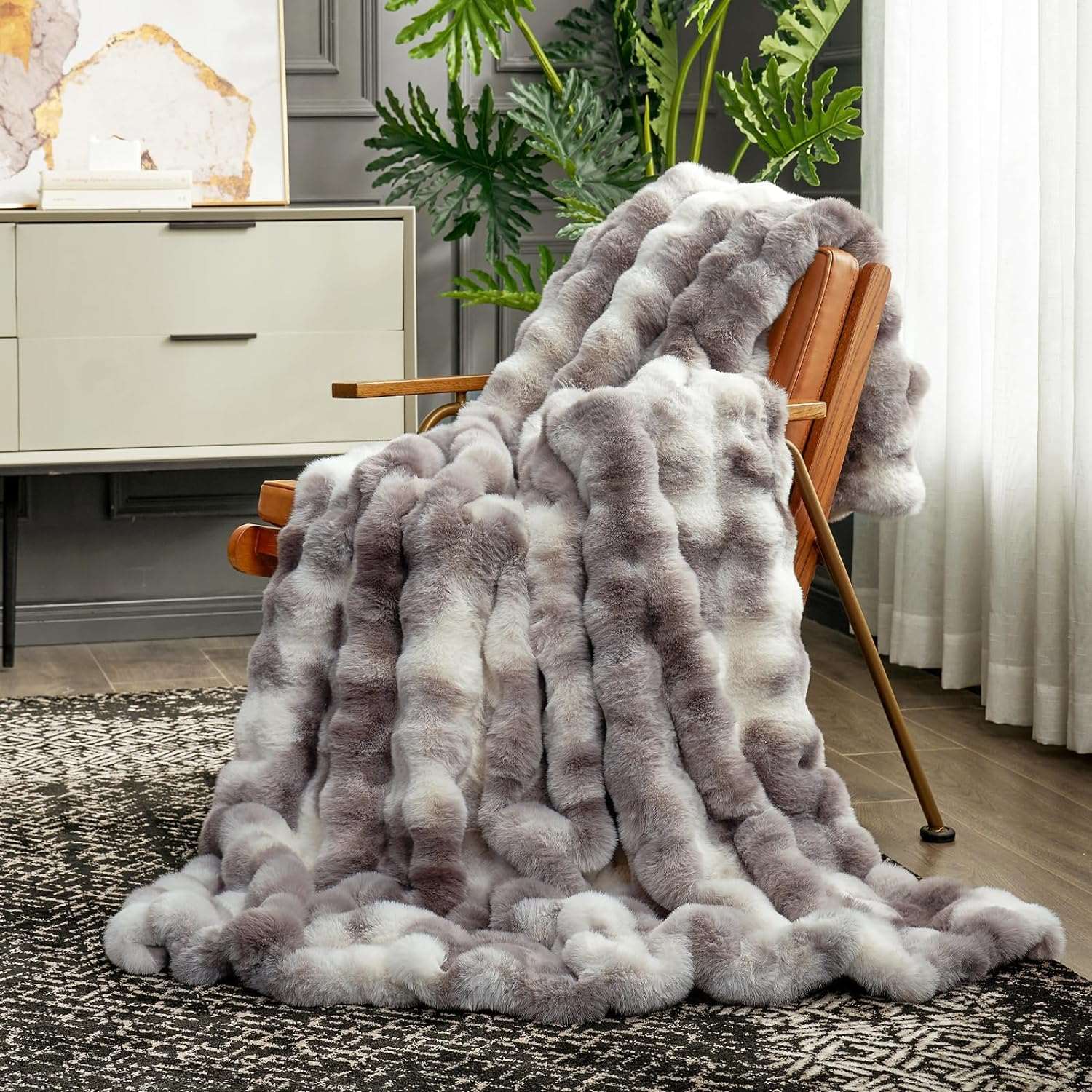 Artisan Bubble Faux Fur Throw Blanket with Unique Tie-Dye Design