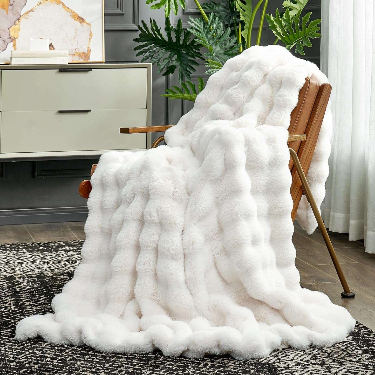 Artisan Bubble Faux Fur Throw Blanket with Unique Tie-Dye Design
