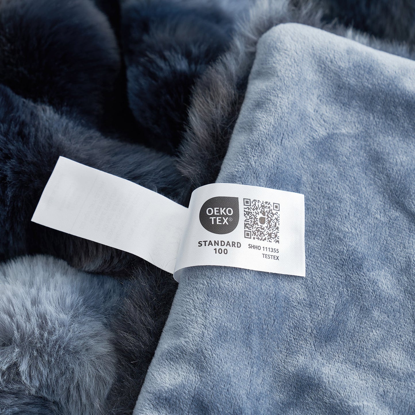 Artisan Bubble Faux Fur Throw Blanket with Unique Tie-Dye Design