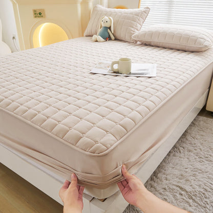 https://cdn.shopify.com/s/files/1/0549/1638/2879/files/ComfortEncasedWaterproofMattressProtectorCover.jpg?v=1708401151