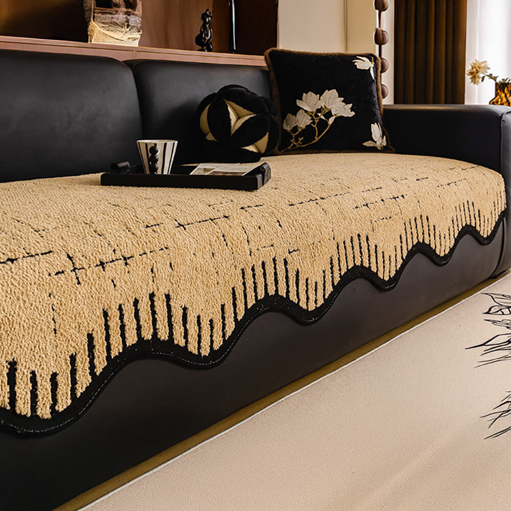 https://cdn.shopify.com/s/files/1/0549/1638/2879/files/FUNNYFUZZY_Elegant_Plush_Couch_Cover_with_Wavy_Border-4.jpg?v=1739868598