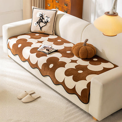 Elegant Soft Chenille Flower Couch Cover - Stylish Protection