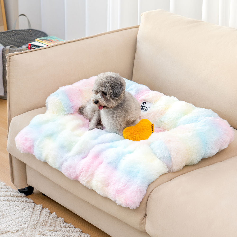 https://cdn.shopify.com/s/files/1/0549/1638/2879/files/Fluffy_Fuzzy_Calming_Dog_Bed_Sofa_Protector_Pet_Mat-_6_db18a82a-2013-4b2f-bd06-557b40924ef4.jpg?v=1741145845