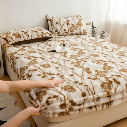 https://cdn.shopify.com/s/files/1/0549/1638/2879/files/FunnyFuzzyLeopardPrintThickenedFauxRabbitFurWarmFittedSheetMattresCover-20_24762432-3944-404e-bca0-39306b3b5334.jpg?v=1730269377