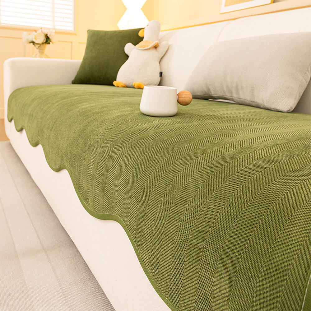 https://cdn.shopify.com/s/files/1/0549/1638/2879/files/FunnyFuzzyMinimalistHerringboneChenilleNon-SlipWavyEdgeCouchCover-8.jpg?v=1747300476