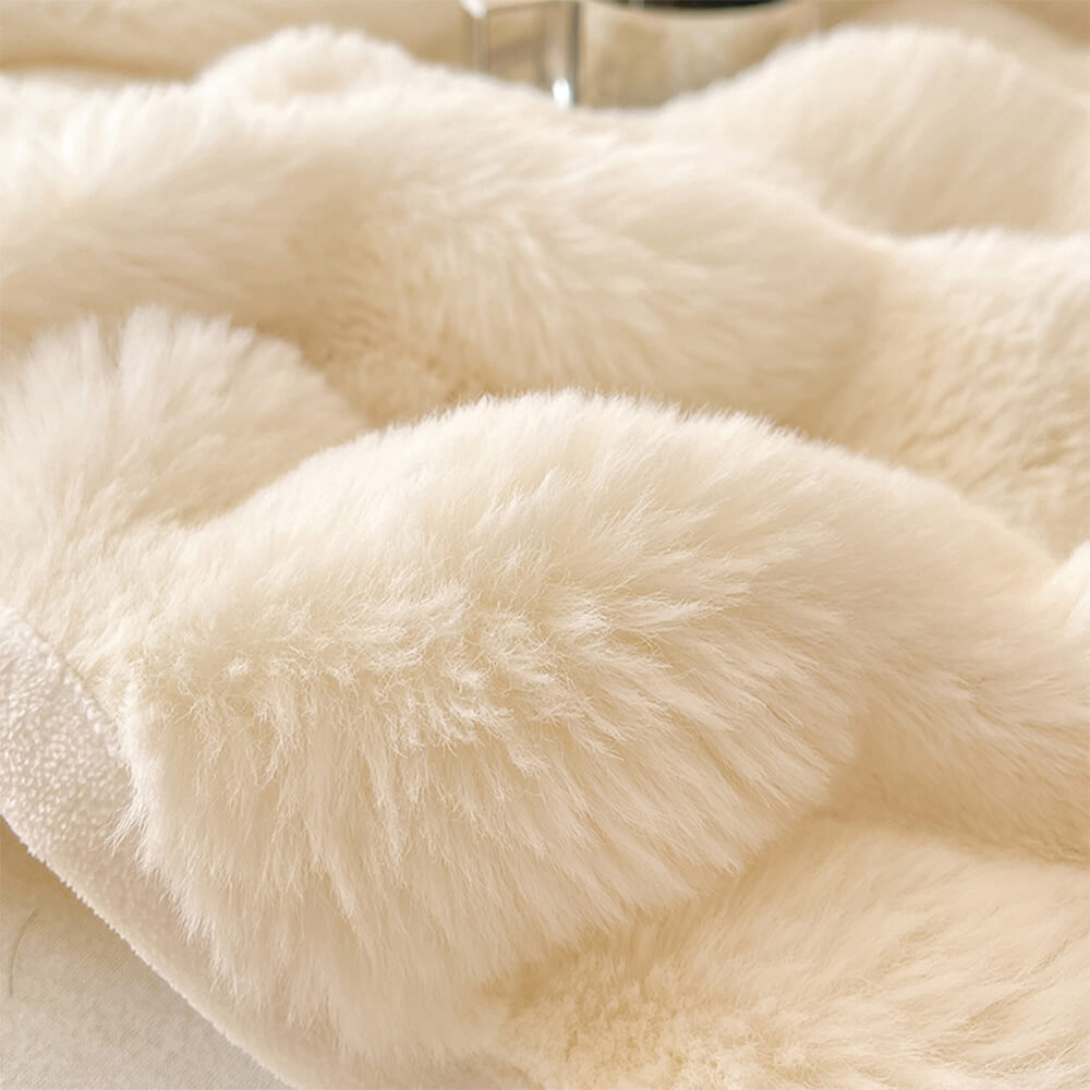 Cozy Plush Bubble Skin-Friendly Warm Fitted Mattress Protector