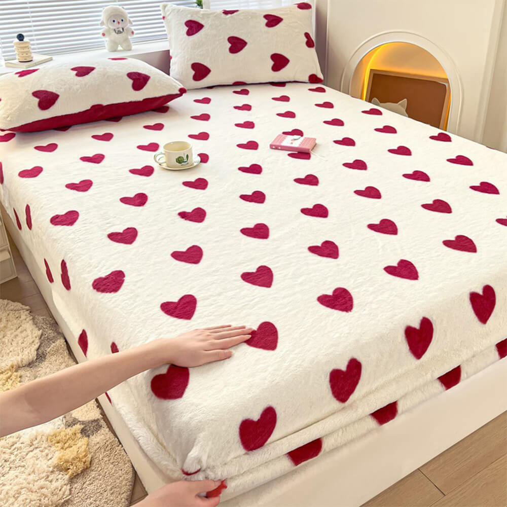 https://cdn.shopify.com/s/files/1/0549/1638/2879/files/FunnyFuzzyStatic-FreeCreamyStretchableMattressCoverPairwithPillowcases-12.jpg?v=1723630974