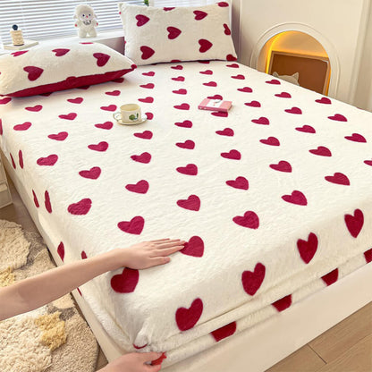 https://cdn.shopify.com/s/files/1/0549/1638/2879/files/FunnyFuzzyStatic-FreeCreamyStretchableMattressCoverPairwithPillowcases-12.jpg?v=1723630974