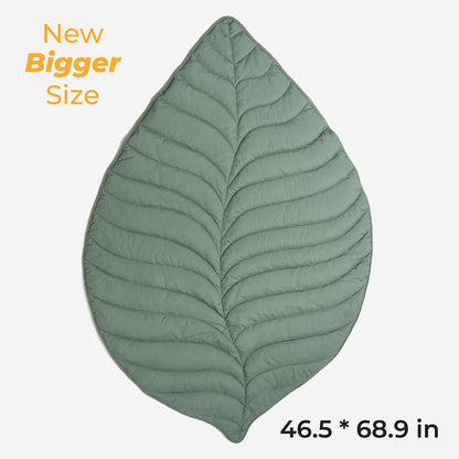 Stylish Leaf Shape Dog Blanket for Cozy Comfort